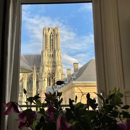 Les Berceaux De La Cathedrale Апартаменты *