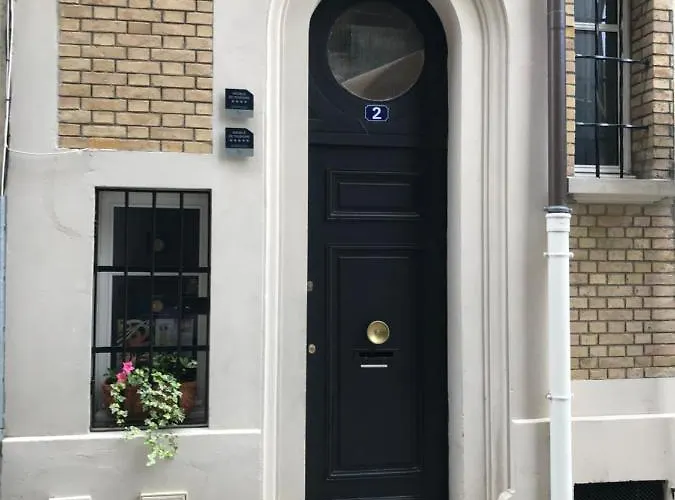 Les Berceaux De La Cathedrale * Reims