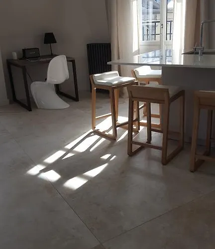 Les Berceaux De La Cathedrale Apartment