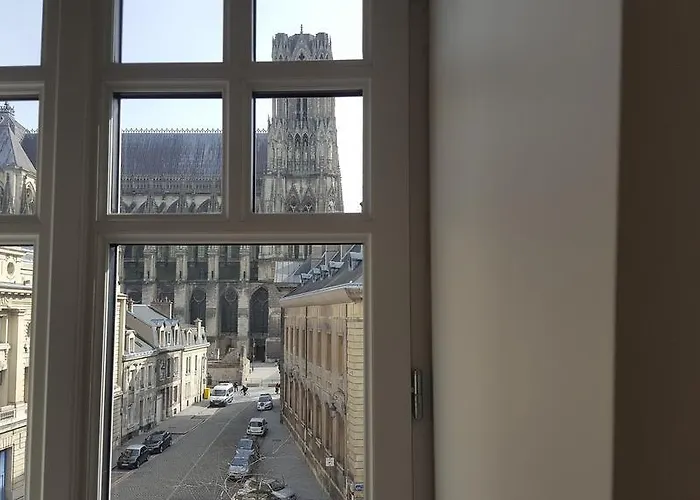 Les Berceaux De La Cathedrale Reims