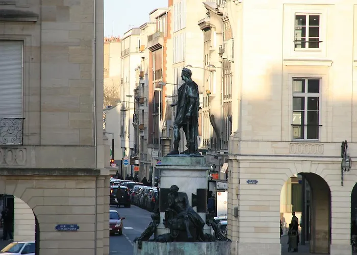 Apartment Les Berceaux De La Cathedrale Reims
