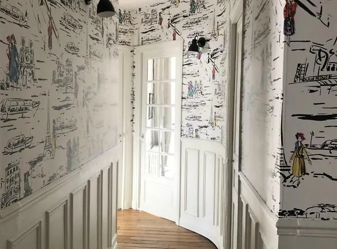 Les Berceaux De La Cathedrale * Reims