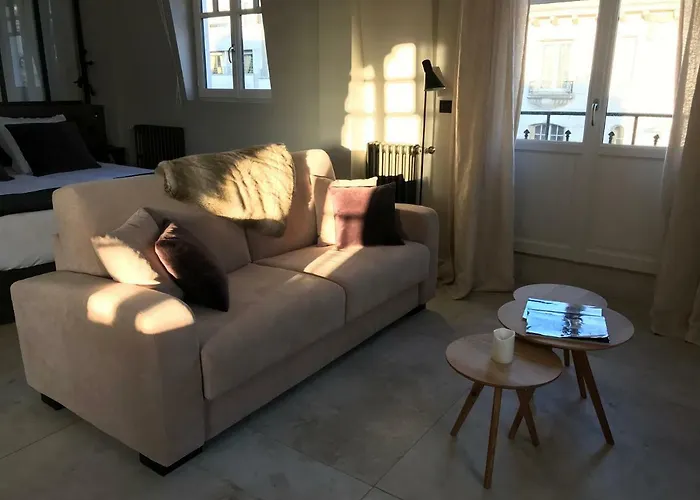 Les Berceaux De La Cathedrale Apartment *