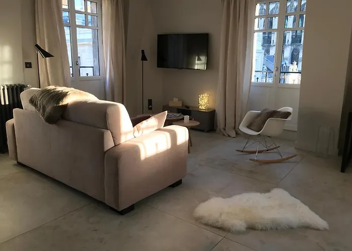 Les Berceaux De La Cathedrale Apartment